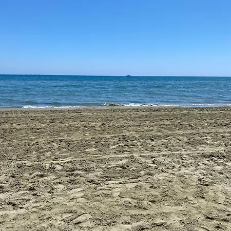 Atlantis Court In Makenzy Appartamento *