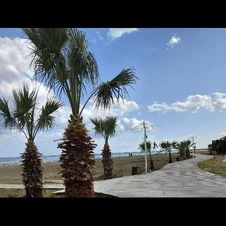 Atlantis Court In Makenzy * Larnaca