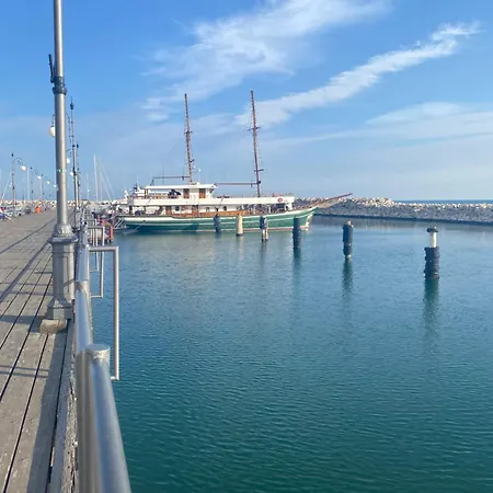 Atlantis Court In Makenzy Appartamento *