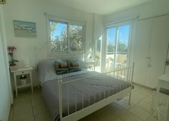 Appartamento Atlantis Court In Makenzy *