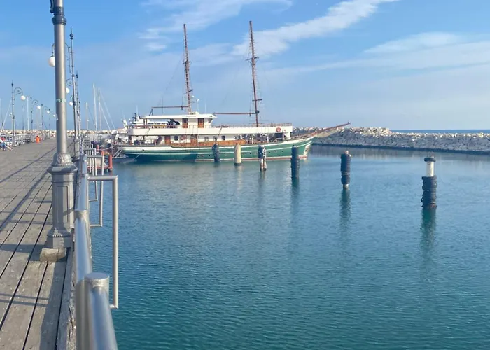 Atlantis Court In Makenzy Appartamento *