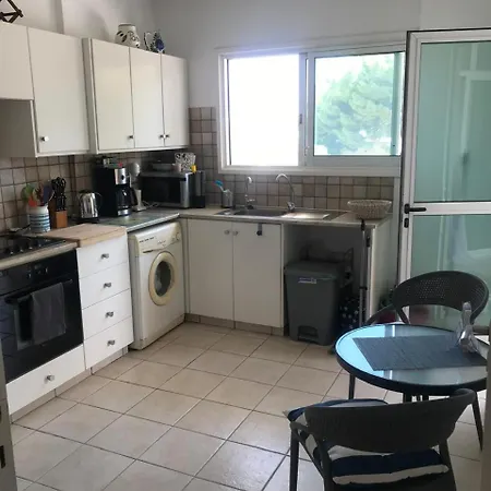 Atlantis Court In Makenzy Apartament *