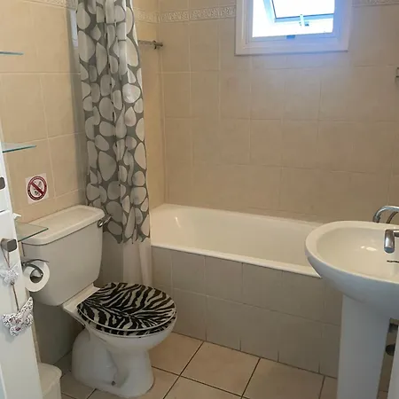 Apartament Atlantis Court In Makenzy Larnaca